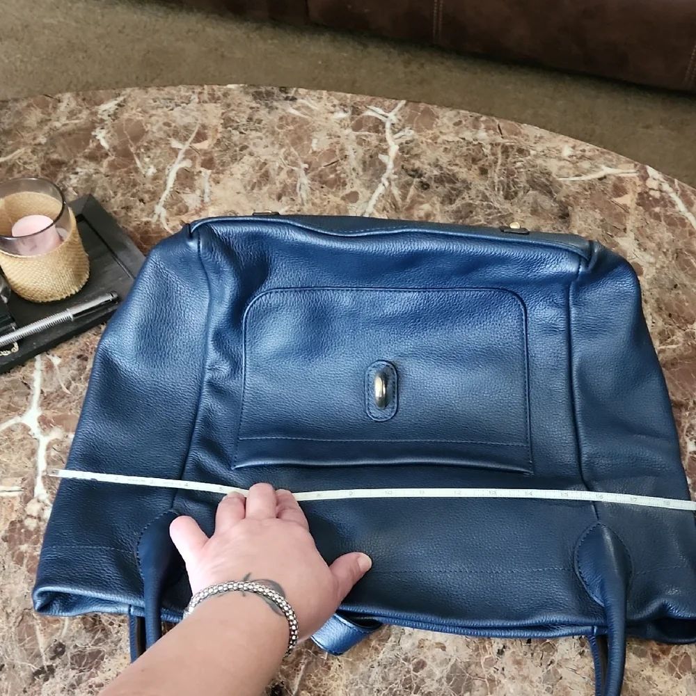 Large Dooney & Bourke Navy Blue Leather Shoulder Bag - Picture 11 of 16